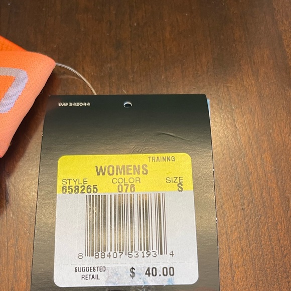 NWT Nike Pro Bash Women’s Training Compression Shorts - Picture 10 of 10